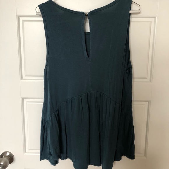 Mossimo Top - Picture 4 of 4